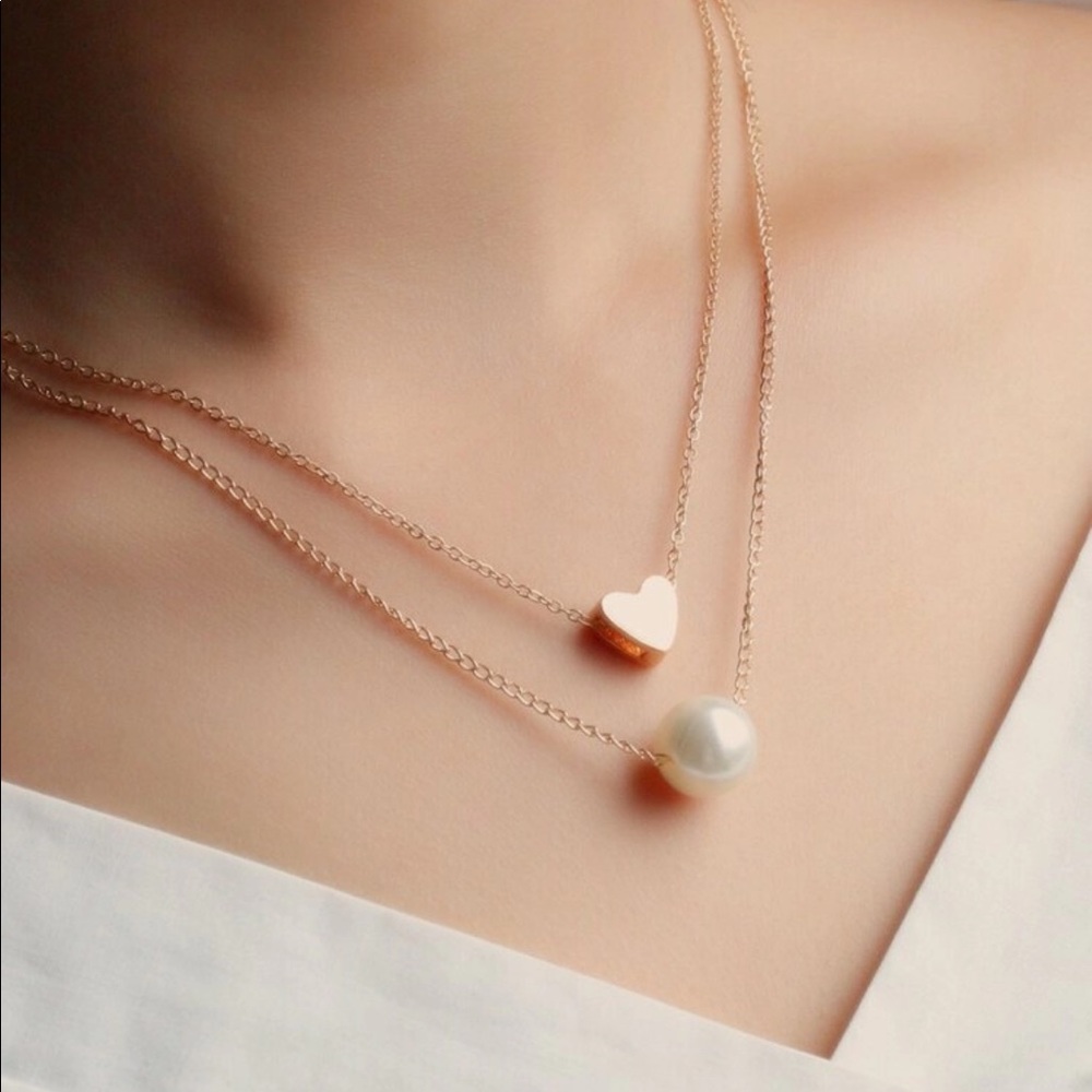 Pearl and Heart Layered Necklace - Picture 2 of 3